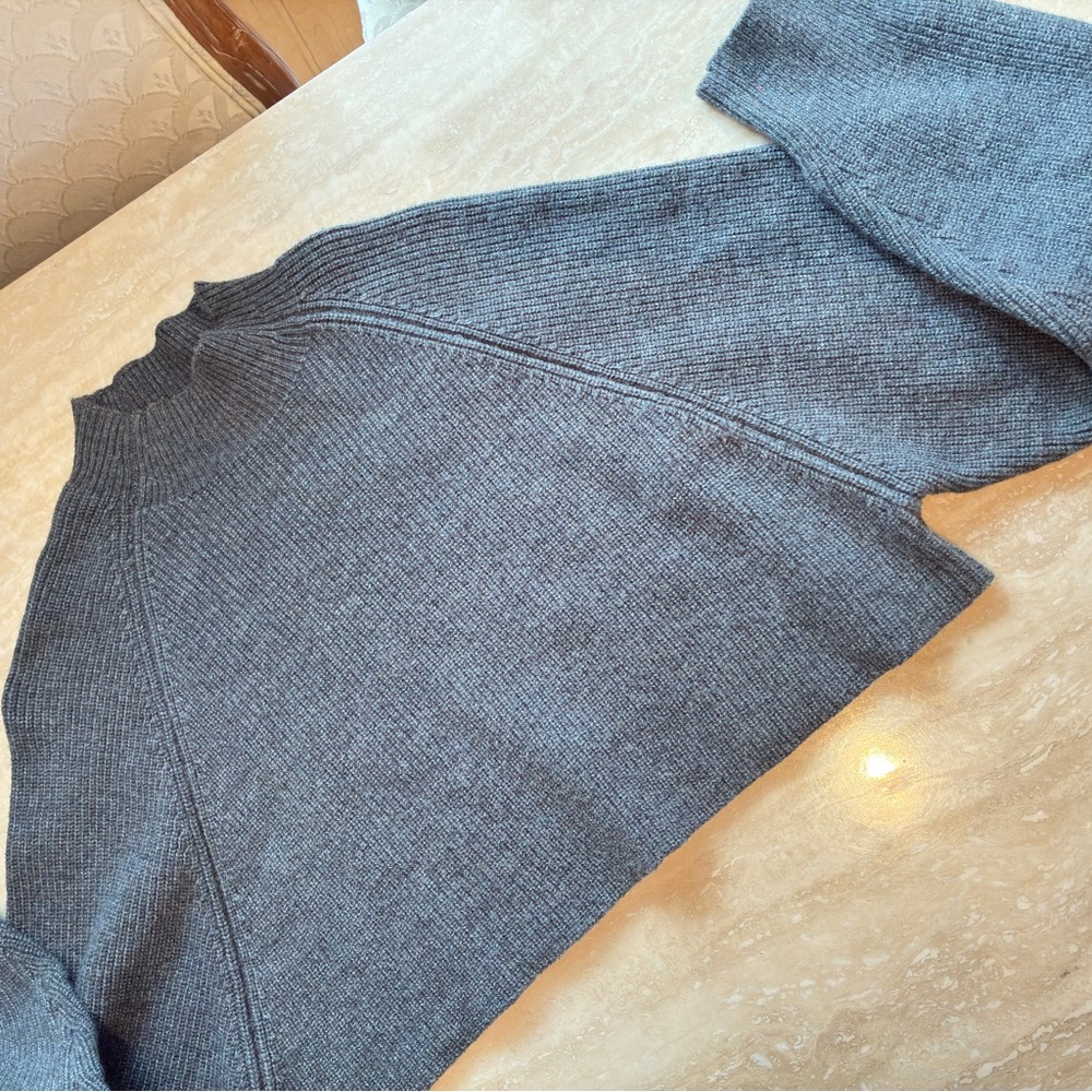 Mod Ref Charcoal Women's Cowl Neck Cropped Sweater size Small - Picture 3 of 8